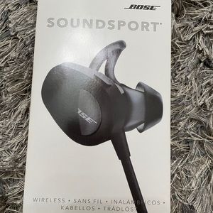 BOSE soundsport wireless ear buds